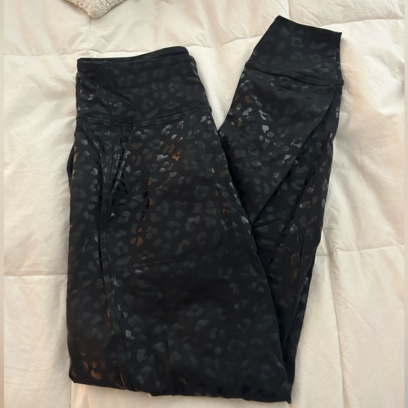 CRAZY YOGA JOGGERS - Picture 1 of 4